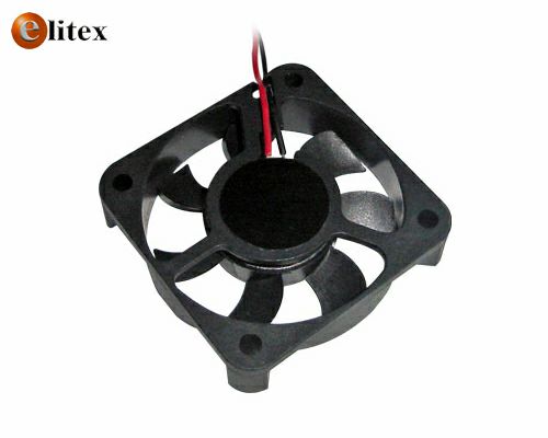 **Ventilador Cooler DC V-5010 5.0*1.0cm Conector 3 pin para Tar