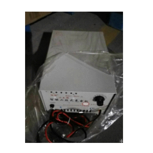 Cargador bateria plomo 60V 4A o$70000 para bateria de 200Ah (ve