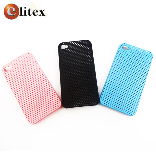 **Carcasa Plastica Perforada iPhone 4 Bulk (Negro, Celeste y Ro
