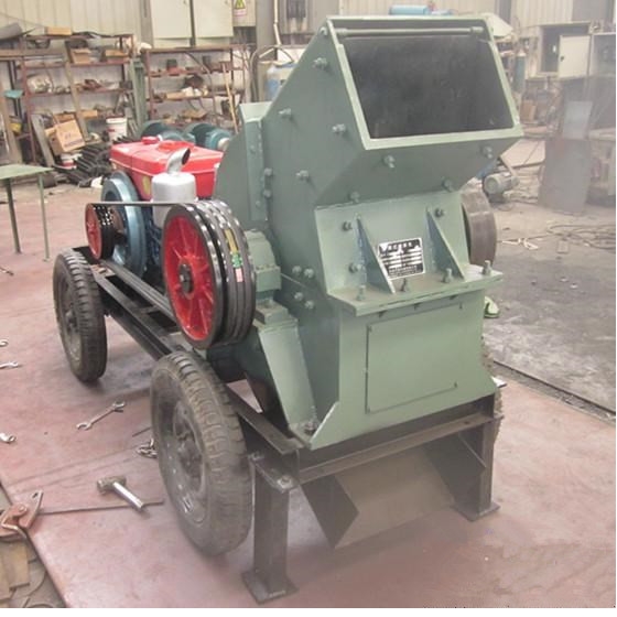 1MN Trituradora molino martillos PC600x400 diesel 28hp $10.7M (