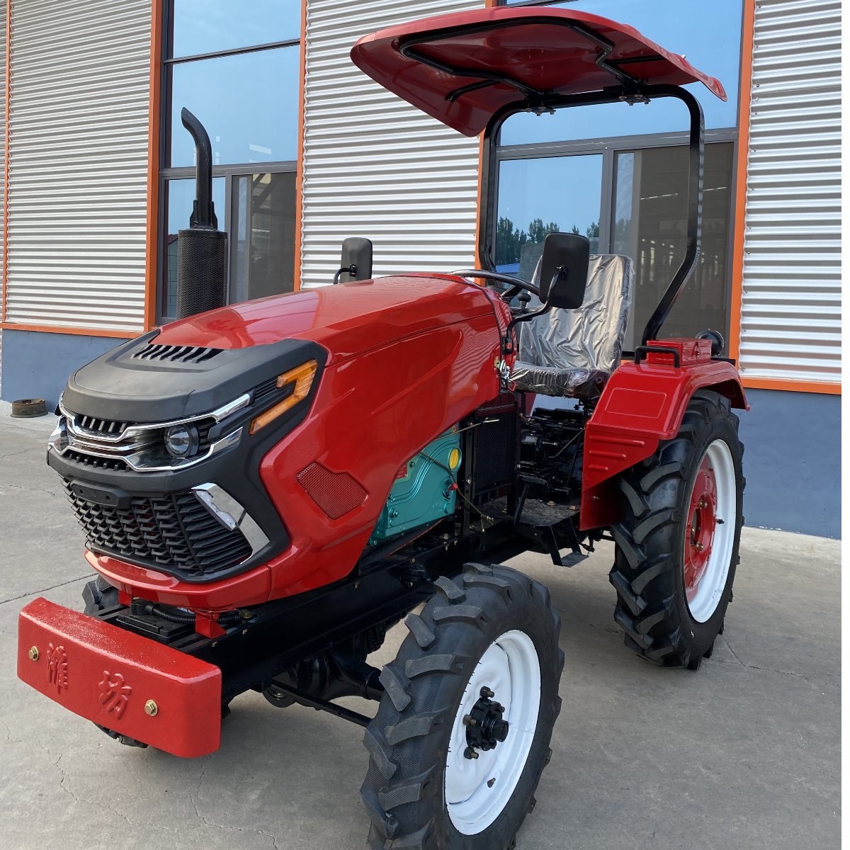 Mini tractor agricola 4x4 4WD diesel 24hp radiador con cobertiz