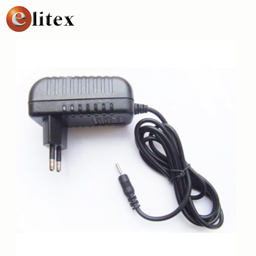 Cargador 5V 1A Conector 2.5*0.7 Bulk x5008*